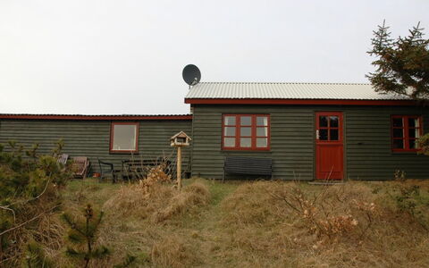 Annita - 300M from the Sea: Dak, Huis, Huis, Verblijf, Siding, Landgoed, Oprit, Garden Gebouwen, Werf, Schuur