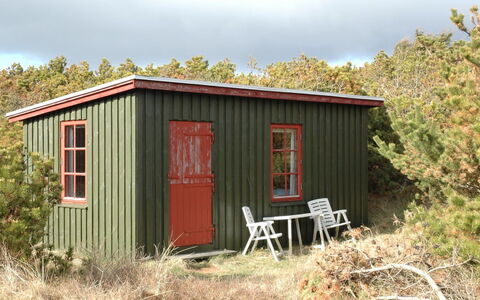 Annita - 300M from the Sea: Dak, Huis, Huis, Verblijf, Siding, Landgoed, Oprit, Garden Gebouwen, Werf, Schuur