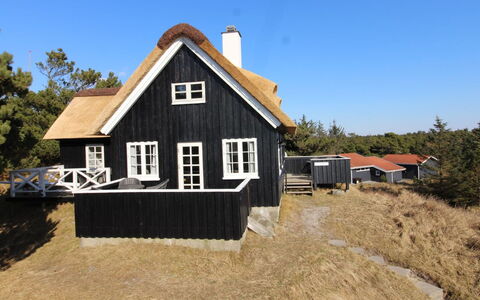 Erikke - 300M from the Sea