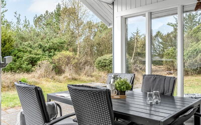 Dines - 1Km from the Sea