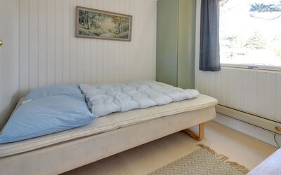 Aulikki - 900M from the Sea