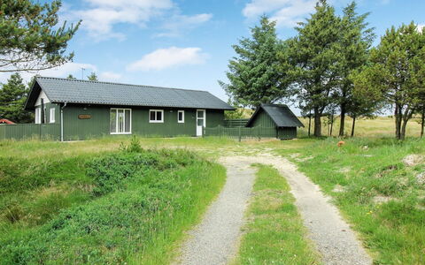 Juste - 2.2Km from the Sea: Gras, Huis, Huis, Grasland, Verblijf, Plain, Dak, Landelijk Gebied, Land Lot, Menselijke Nederzetting