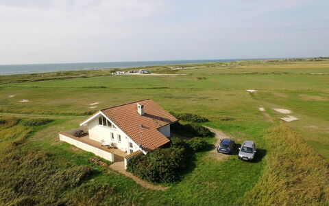 Botilla - 150M from the Sea: Struik, Stedelijk Ontwerp, Groundcover, Steen, Appartement, Landgoed, Metselwerk, Balkon, Landscaping