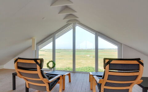 Botilla - 150M from the Sea: Struik, Stedelijk Ontwerp, Groundcover, Steen, Appartement, Landgoed, Metselwerk, Balkon, Landscaping