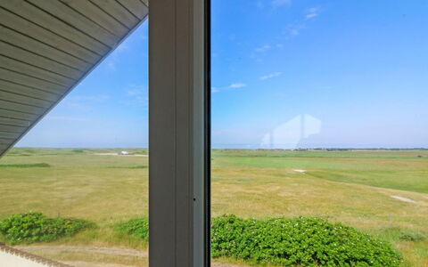 Botilla - 150M from the Sea: Struik, Stedelijk Ontwerp, Groundcover, Steen, Appartement, Landgoed, Metselwerk, Balkon, Landscaping