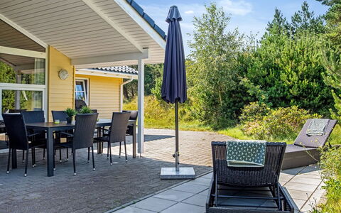 Tammes - 1Km from the Sea: Hout, Dak, Architectuur, Huis, Huis, Verblijf, Siding, Hardwood, Helling, Landgoed