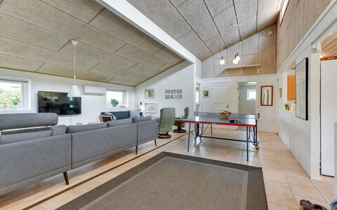 Saxe - from the Sea: Interieur Ontwerp, Flooring, Plafond, Verdieping, Meubilair, Lichte Inrichting, Kamer, Woonkamer, Stoel, Bankstel
