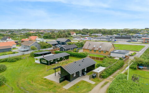 Mara - from the Sea: Huis, Dak, Huis, Verblijf, Schuur, Garden Gebouwen, Siding, Werf, Blokhut, Hut