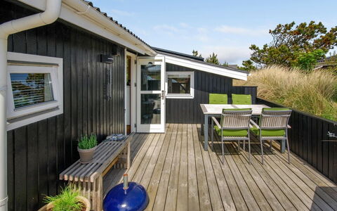 Julan - 600M from the Sea: Verblijf, Schuur, Hut, Boerderij, Prairie, Keet, Schuur, Blokhut, Garden Gebouwen