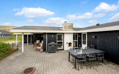 Assa - from the Sea: Dak, Land Lot, Verblijf, Huis, Landelijk Gebied, Schuur, Siding, Garden Gebouwen, Blokhut, Hut