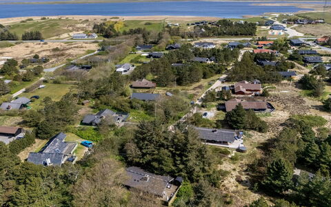 Estelle - 575M to the Fjord: Vogelperspectief, Luchtfotografie, Woongebied, Landschap, Dak, Huis, Land Lot, Voorstad, Landgoed, Dorp