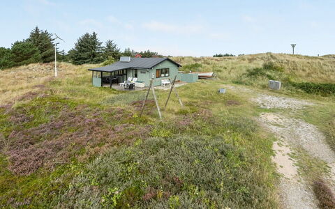 Vamika - 400M to the Fjord: Huis, Dak, Huis, Verblijf, Schuur, Garden Gebouwen, Siding, Werf, Blokhut, Hut