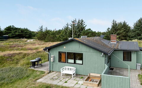 Vamika - 400M to the Fjord: Huis, Dak, Huis, Verblijf, Schuur, Garden Gebouwen, Siding, Werf, Blokhut, Hut