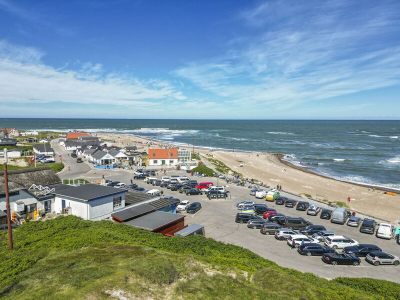 Fris - 100M from the Sea
