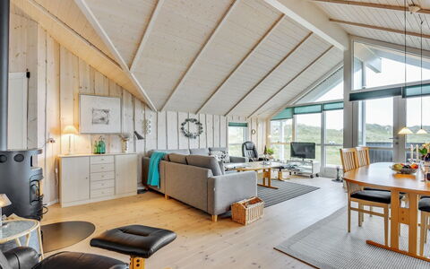 Thyrger - 550M from the Sea: Dak, Land Lot, Verblijf, Huis, Landelijk Gebied, Schuur, Siding, Garden Gebouwen, Blokhut, Hut