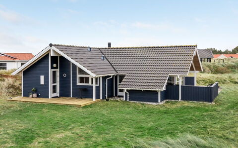 Thyrger - 550M from the Sea: Dak, Land Lot, Verblijf, Huis, Landelijk Gebied, Schuur, Siding, Garden Gebouwen, Blokhut, Hut