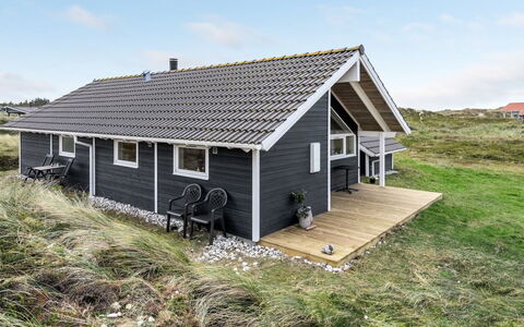 Thyrger - 550M from the Sea: Dak, Land Lot, Verblijf, Huis, Landelijk Gebied, Schuur, Siding, Garden Gebouwen, Blokhut, Hut