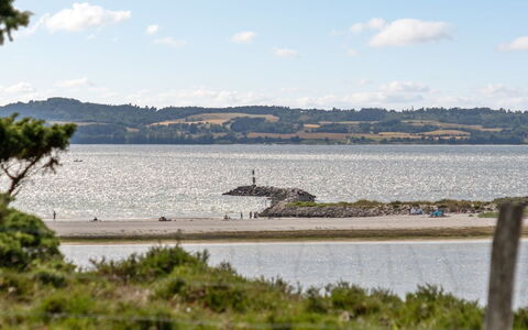 Rickmer - 200M from the Sea: Dak, Huis, Huis, Verblijf, Siding, Landgoed, Oprit, Garden Gebouwen, Werf, Schuur