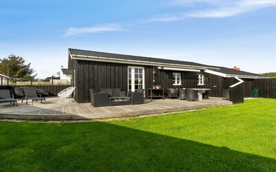Wiebke - 200M from the Sea