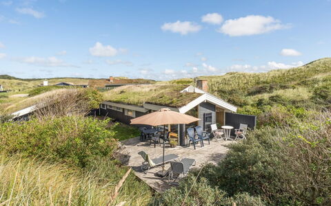 Madita - 310M from the Sea: Verblijf, Dak, Landelijk Gebied, Helling, Hut, Thatching, Dicht Struikgewas, Boerderij, Blokhut