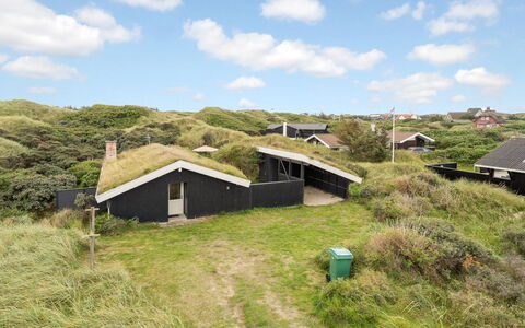 Madita - 310M from the Sea: Landelijk Gebied, Verblijf, Hut, Thatching, Shrubland, Dicht Struikgewas