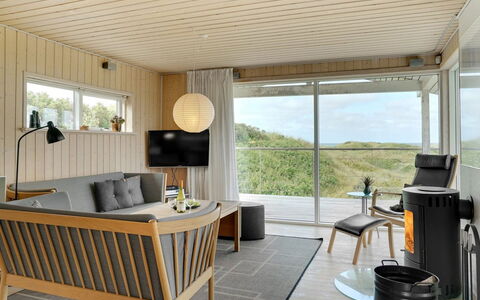 Josten - 500M from the Sea: Meubilair, Interieur Ontwerp, Hout, Flooring, Plafond, Verdieping, Verlichting, Tafel, Stoel, Woonkamer