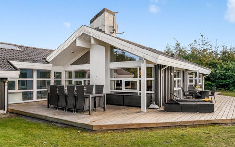 Mechthild - 2.7Km from the Sea: Plafond, Flooring, Interieur Ontwerp, Verdieping, Samengesteld Materiaal, Meubilair, Toevlucht, Hotel, Ontwerp, Daylighting