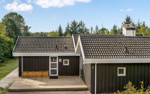 Mechthild - 2.7Km from the Sea: Plafond, Flooring, Interieur Ontwerp, Verdieping, Samengesteld Materiaal, Meubilair, Toevlucht, Hotel, Ontwerp, Daylighting