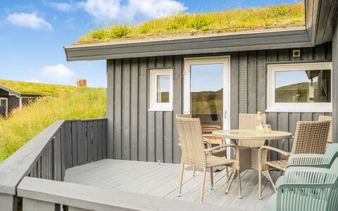 Rosemari - 260M from the Sea: Huis, Huis, Deur, Dak, Verblijf, Landgoed, Tuin, Schaduw, Siding, Werf