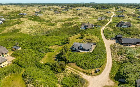 Baldine - 140M from the Sea: Landschap, Grasland, Land Lot, Landelijk Gebied, Verblijf, Prairie, Veld, Weide, Dorp, Shrubland