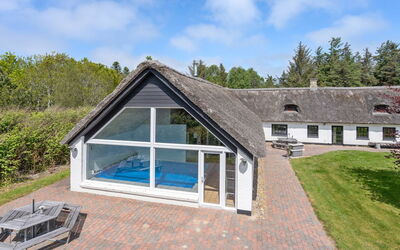 Iben - 2.3Km from the Sea