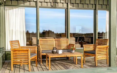 Fransine - 480M from the Sea: Dak, Land Lot, Verblijf, Huis, Landelijk Gebied, Schuur, Siding, Garden Gebouwen, Blokhut, Hut