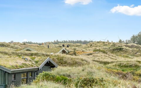 Fransine - 480M from the Sea: Dak, Land Lot, Verblijf, Huis, Landelijk Gebied, Schuur, Siding, Garden Gebouwen, Blokhut, Hut