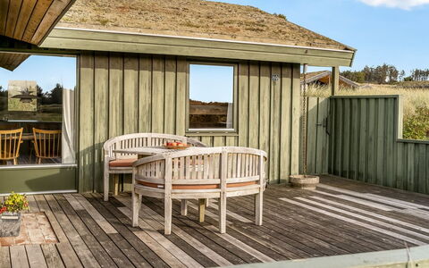 Fransine - 480M from the Sea: Dak, Land Lot, Verblijf, Huis, Landelijk Gebied, Schuur, Siding, Garden Gebouwen, Blokhut, Hut
