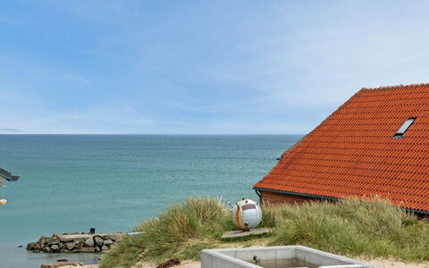 Atena - 50M from the Sea: Dak, Land Lot, Verblijf, Huis, Landelijk Gebied, Schuur, Siding, Garden Gebouwen, Blokhut, Hut