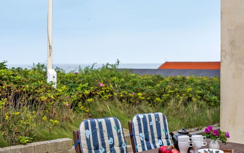 Atena - 50M from the Sea: Dak, Land Lot, Verblijf, Huis, Landelijk Gebied, Schuur, Siding, Garden Gebouwen, Blokhut, Hut