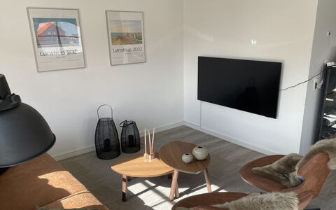 Almar - 293M from the Sea: Dak, Land Lot, Verblijf, Huis, Landelijk Gebied, Schuur, Siding, Garden Gebouwen, Blokhut, Hut