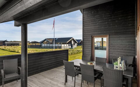 Antina - 400M from the Sea: Dak, Land Lot, Verblijf, Huis, Landelijk Gebied, Schuur, Siding, Garden Gebouwen, Blokhut, Hut