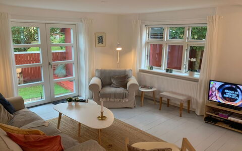Huanca - 900M from the Sea: Meubilair, Interieur Ontwerp, Flooring, Bankstel, Verdieping, Hout, Woonkamer, Kamer, Plafond, Verlichting
