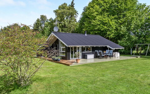 Marjatta - 850M from the Sea: Woongebied, Dak, Voorstad, Oprit, Landgoed, Schoorsteen