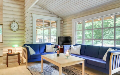 Erika - 250M from the Sea: Dak, Land Lot, Verblijf, Huis, Landelijk Gebied, Schuur, Siding, Garden Gebouwen, Blokhut, Hut