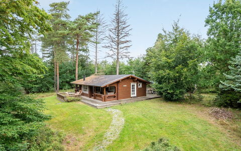 Erika - 250M from the Sea: Dak, Land Lot, Verblijf, Huis, Landelijk Gebied, Schuur, Siding, Garden Gebouwen, Blokhut, Hut