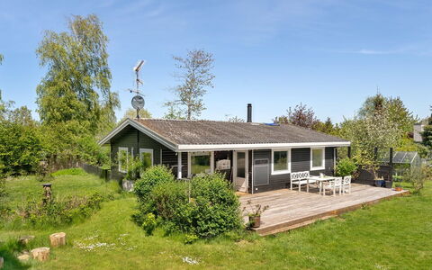 Eragon - 1.2Km from the Sea: Thatching, Verblijf, Huis, Dak, Huis, Boerderij, Hut, Landgoed, Dorp
