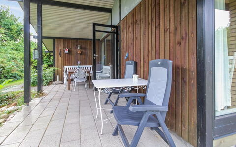 Maya - 900M from the Sea: Dak, Land Lot, Verblijf, Huis, Landelijk Gebied, Schuur, Siding, Garden Gebouwen, Blokhut, Hut