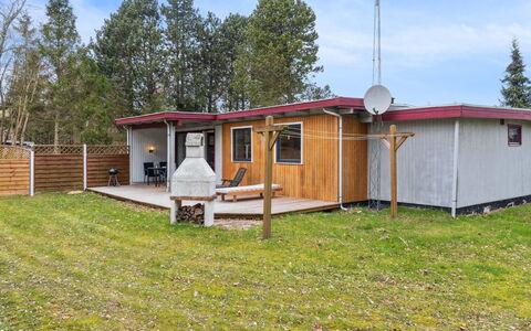 Gebina - 899M from the Sea: Dak, Land Lot, Verblijf, Huis, Landelijk Gebied, Schuur, Siding, Garden Gebouwen, Blokhut, Hut