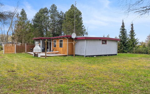 Gebina - 899M from the Sea: Dak, Land Lot, Verblijf, Huis, Landelijk Gebied, Schuur, Siding, Garden Gebouwen, Blokhut, Hut