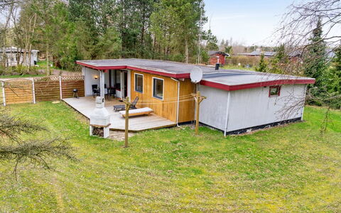 Gebina - 899M from the Sea: Dak, Land Lot, Verblijf, Huis, Landelijk Gebied, Schuur, Siding, Garden Gebouwen, Blokhut, Hut