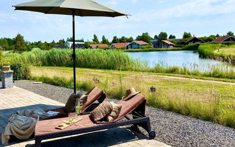 Domi - 1.2Km from the Sea: Buitenmeubels, Meubilair, Paraplu, Schaduw, Tuin, Stoel, Buitentafel, Patio, Eco Hotel, Ligstoel