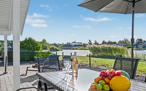 Domi - 1.2Km from the Sea: Lucht, Meubilair, Buitenmeubels, Land Lot, Huis, Stoel, Schaduw, Landgoed, Landscaping, Tuin