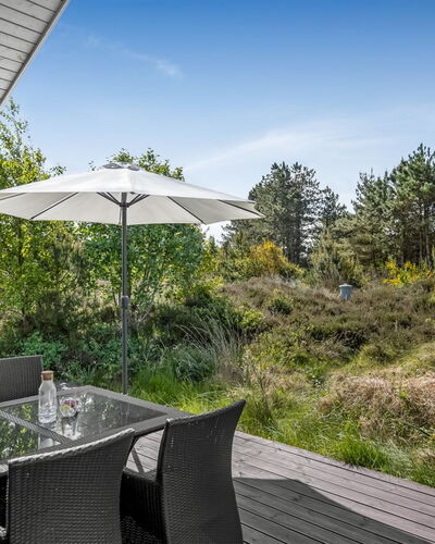 Minke - 2.2Km from the Sea